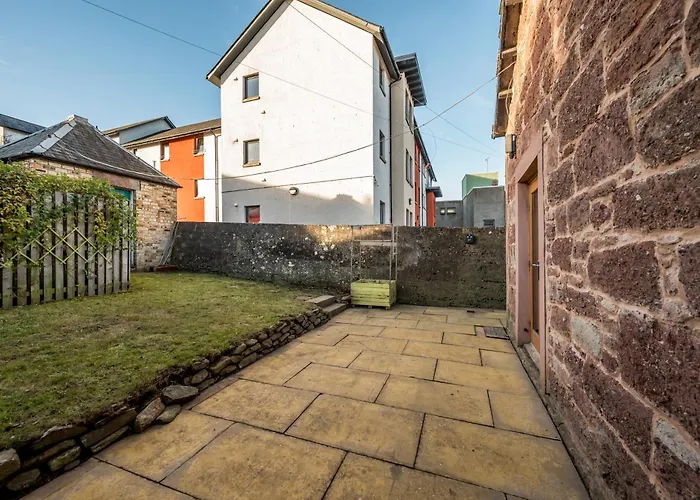 Fontain House: 4 Bedroom Victorian Villa