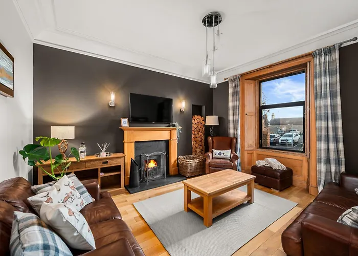 Fontain House: 4 Bedroom Victorian Villa